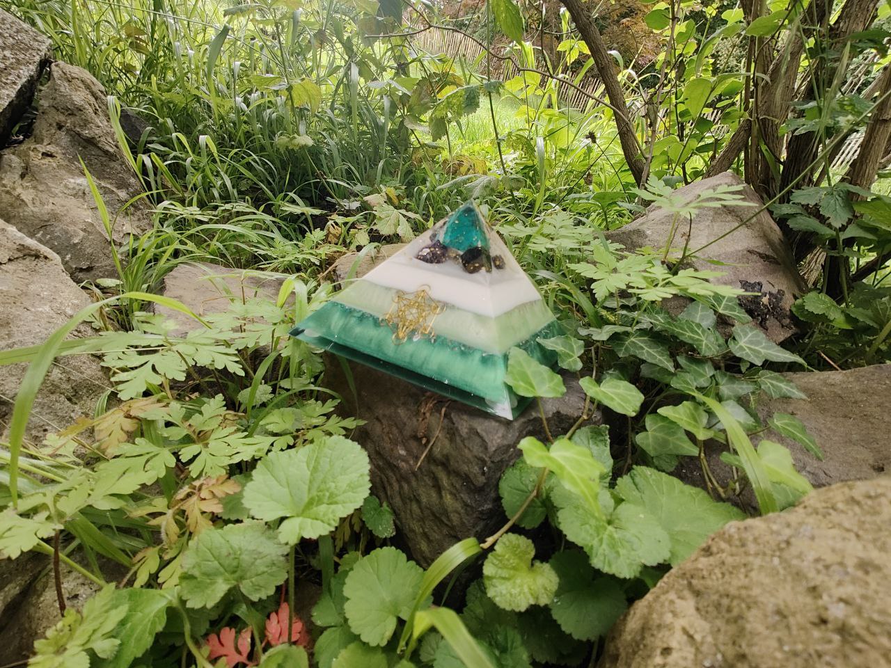 Pyramide in Grün