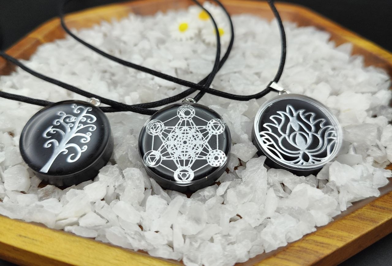 Orgon-Amulett mit Baum des Lebens