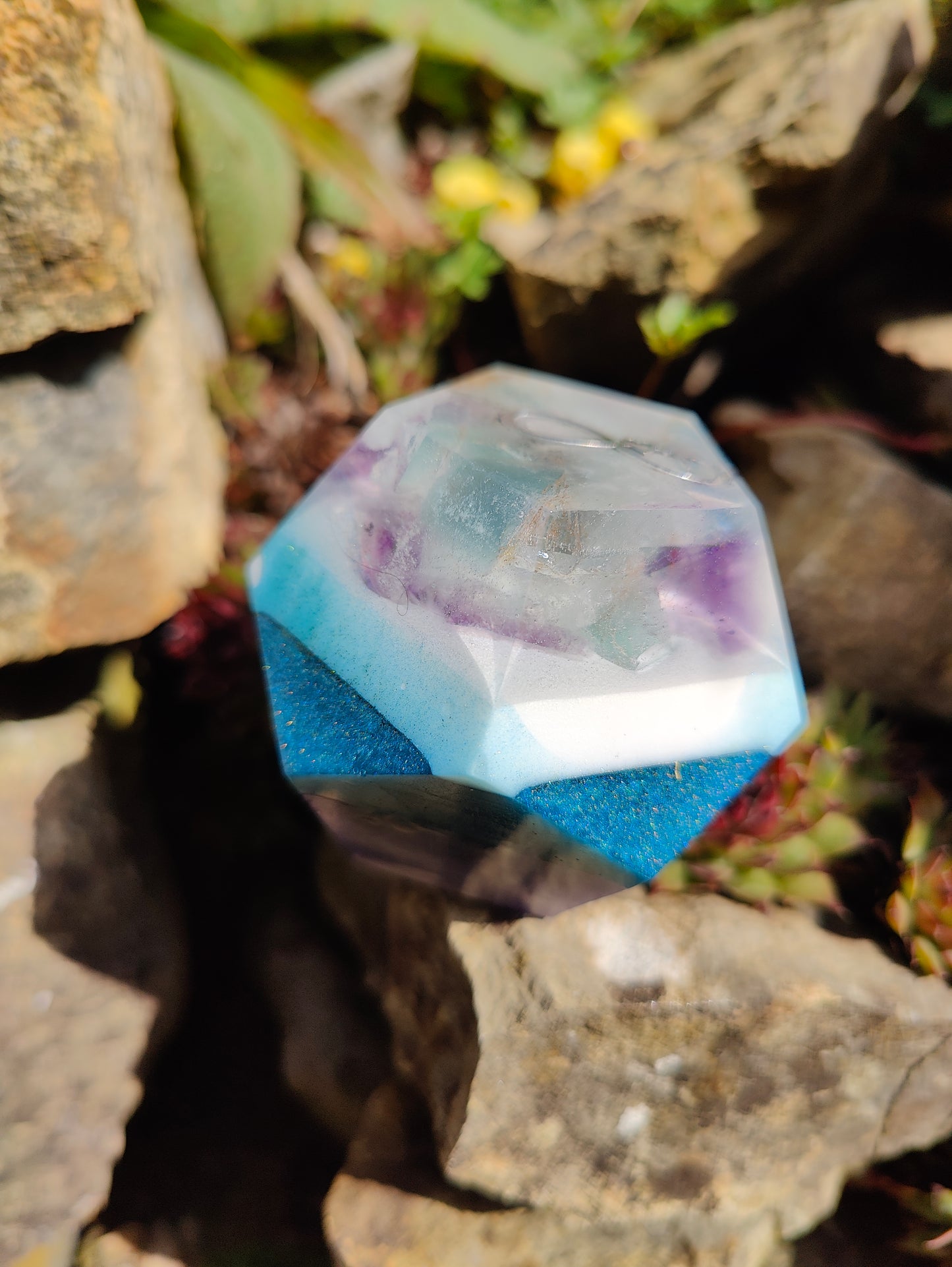 Dodekader mit Fluorid und Amethyst