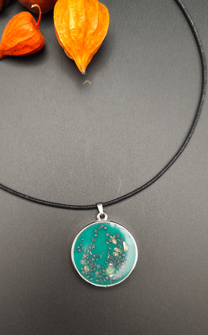 Orgon-Amulett mit silberner Blume des Lebens