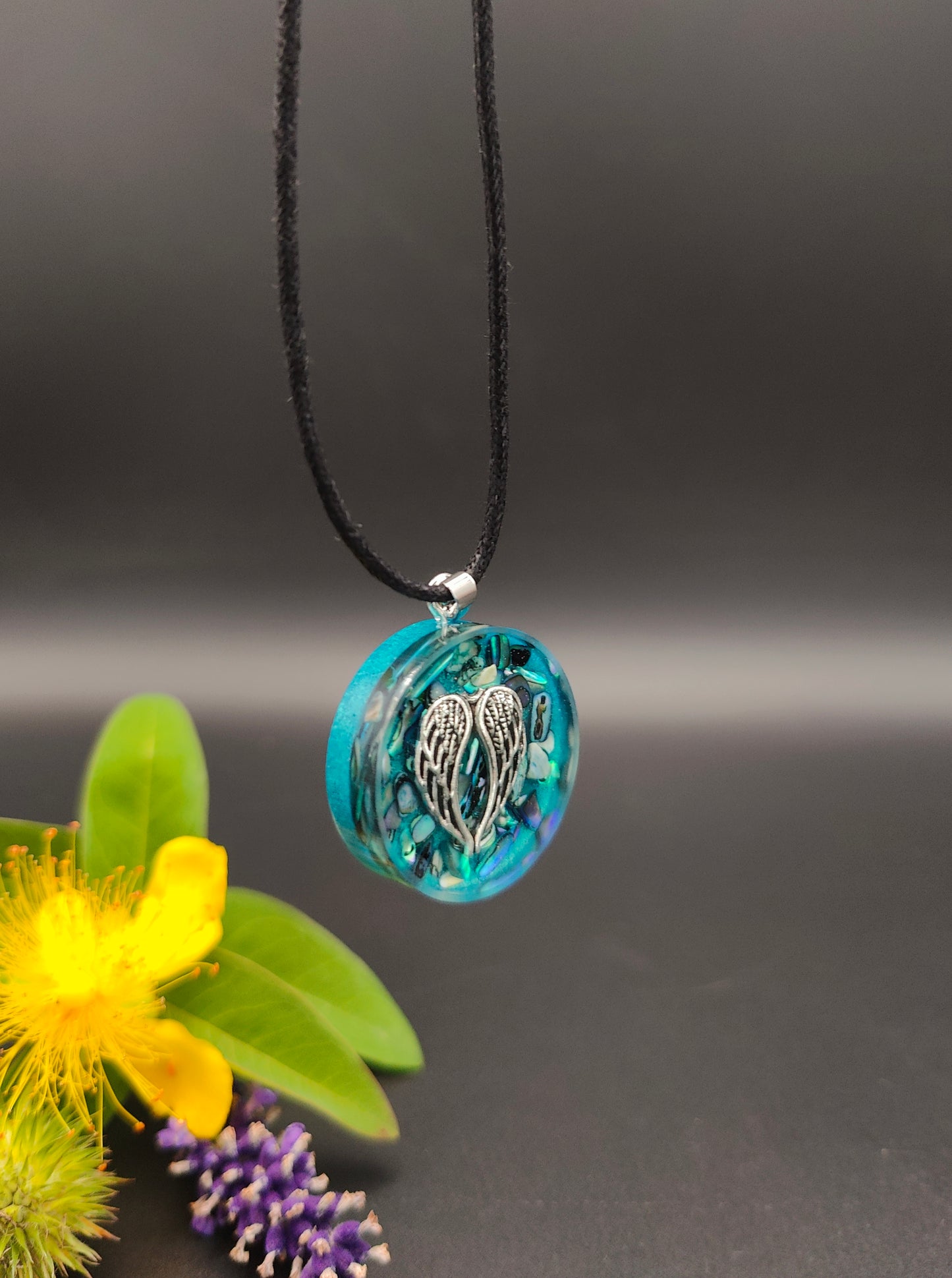 Orgon-Amulett mit Abalone-Muscheln