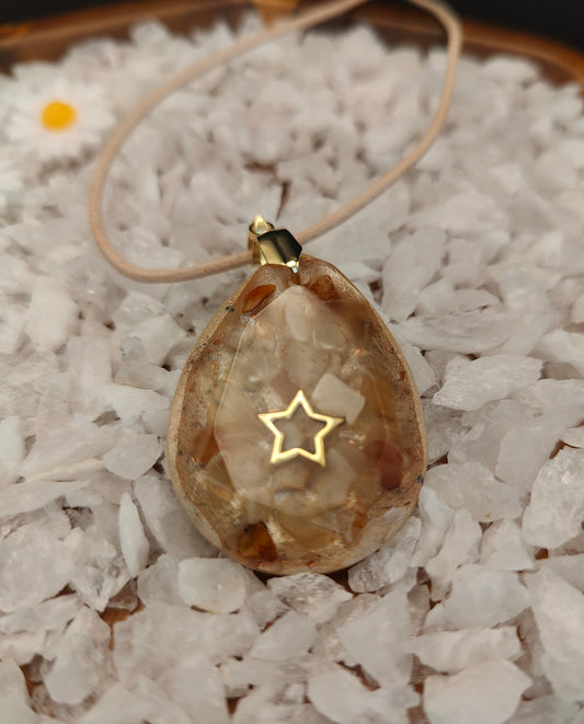 Eierförmiges Orgon-Amulett mit Sonnenstein