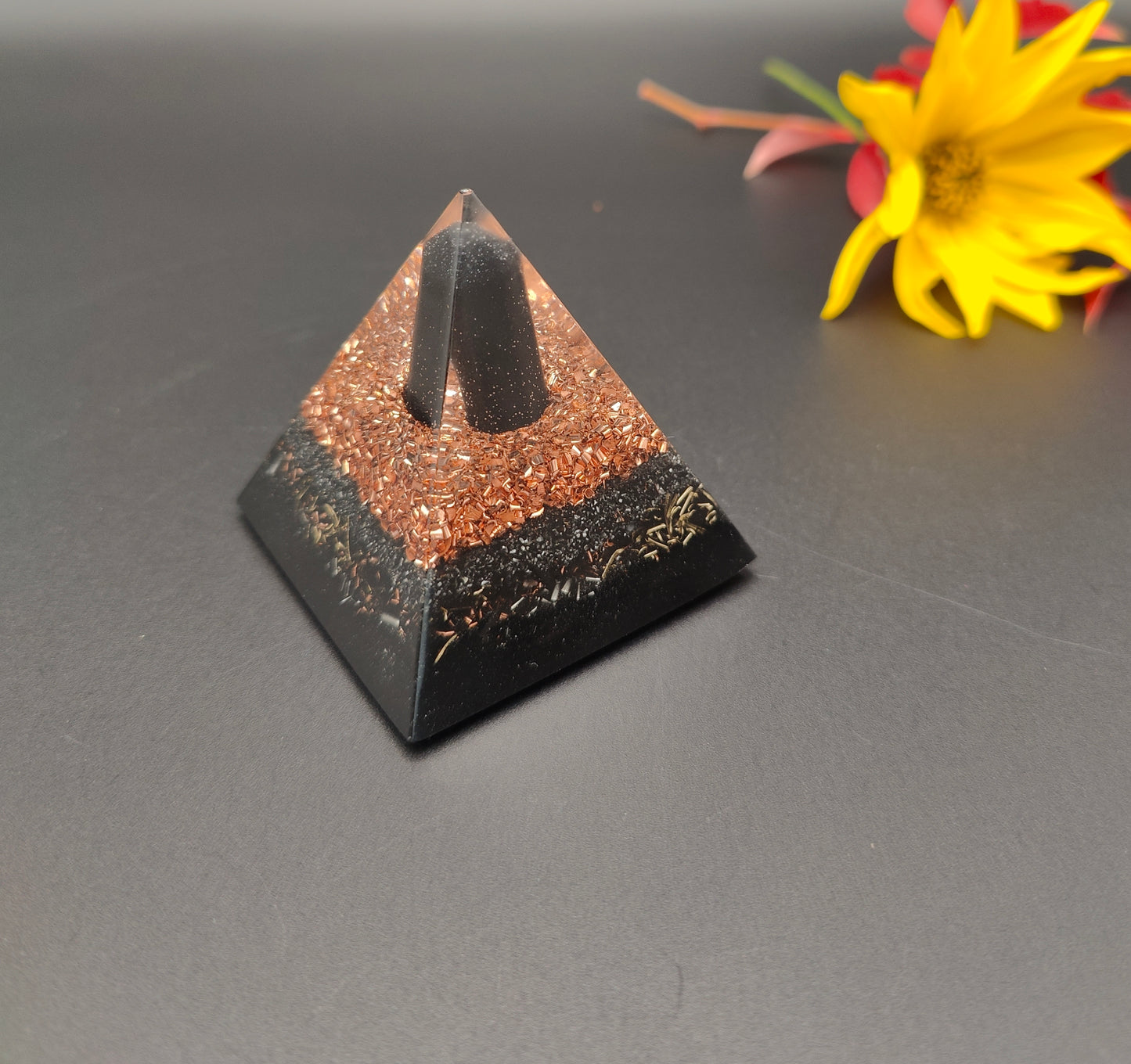 Mini-Shungit-Pyramide
