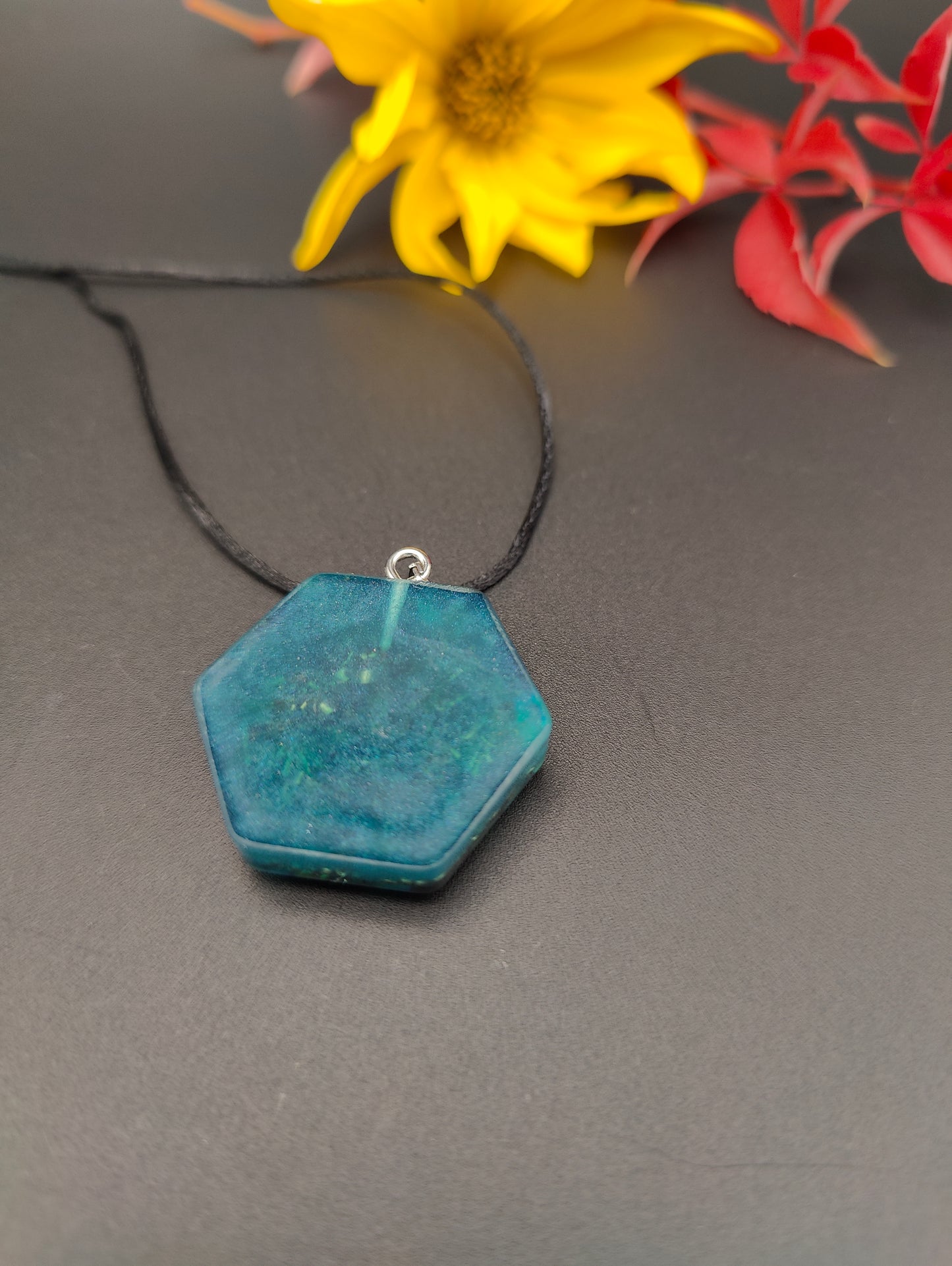 6-eckiges Orgon-Amulett mit Abalone-Muschel