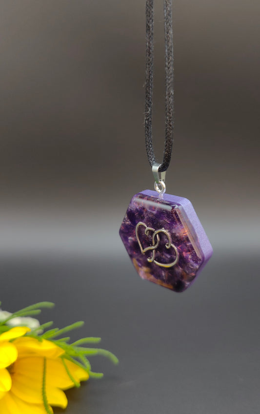 6-eckiges Orgon-Amulett mit Amethyst