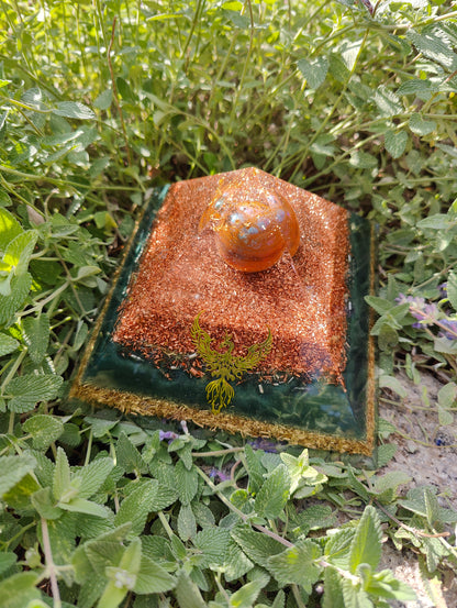 Pyramide mit viel Kupfer