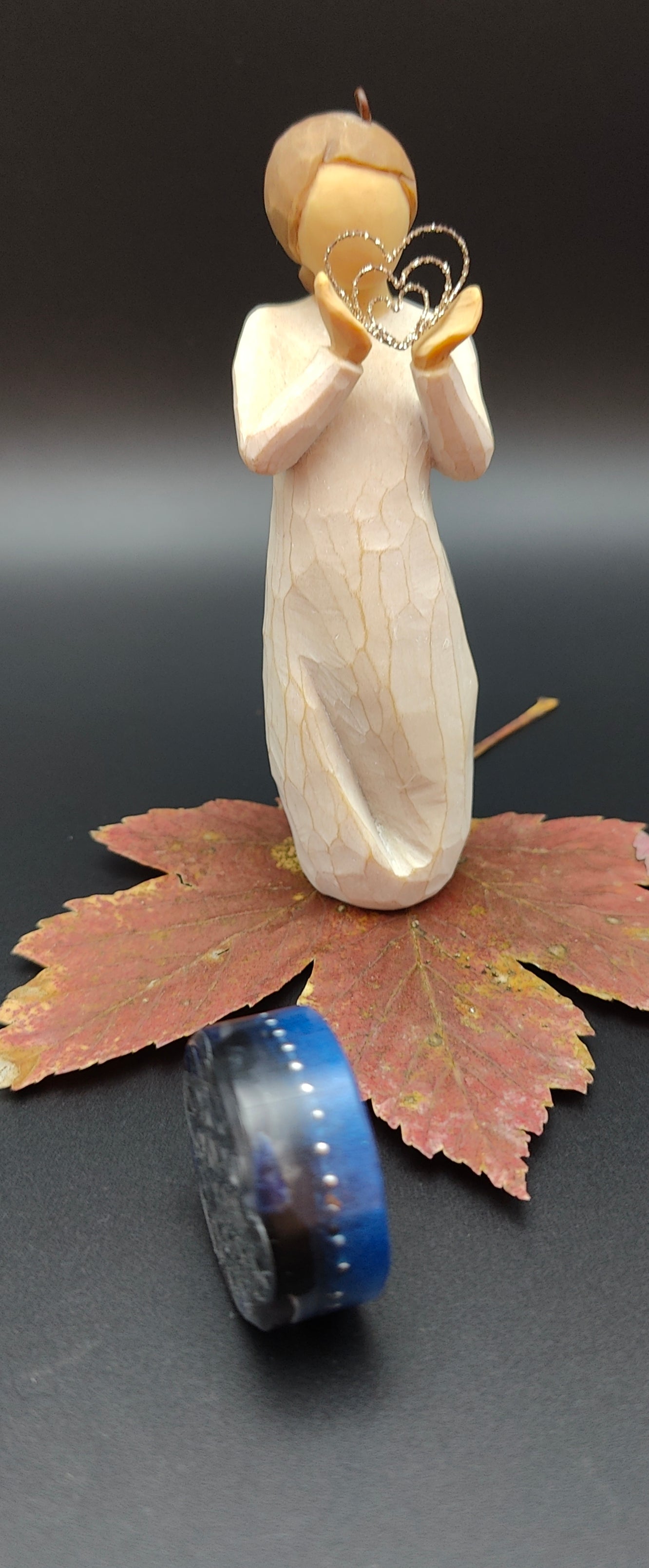 kleiner Taschenorgonit in dunkelblau