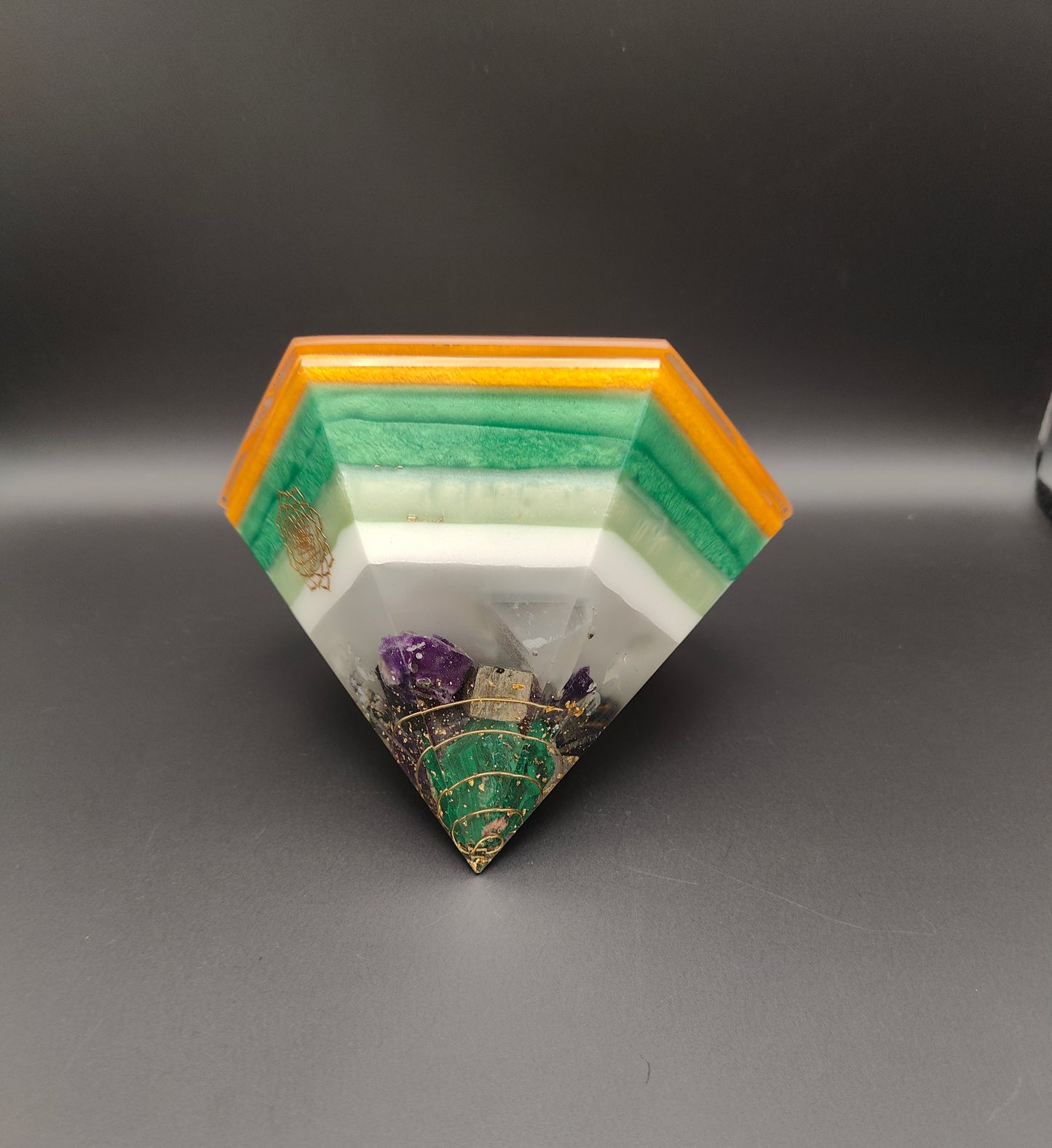 6-seitige Pyramide Malachit