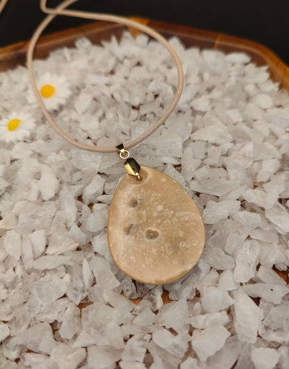 Eierförmiges Orgon-Amulett mit Sonnenstein