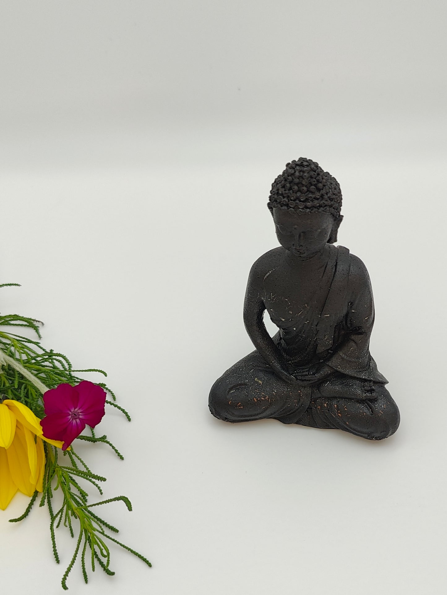 Shungit-Buddha