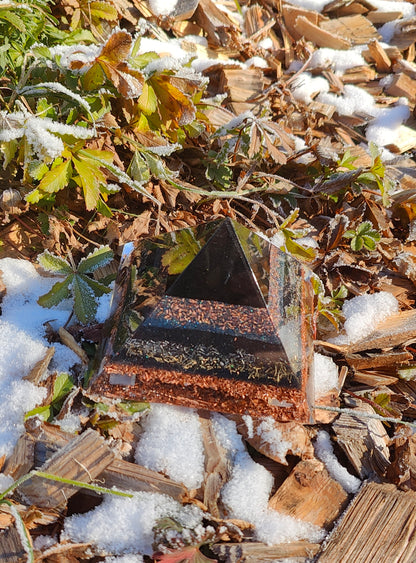 8-seitige Pyramide mit Strahlenschutz