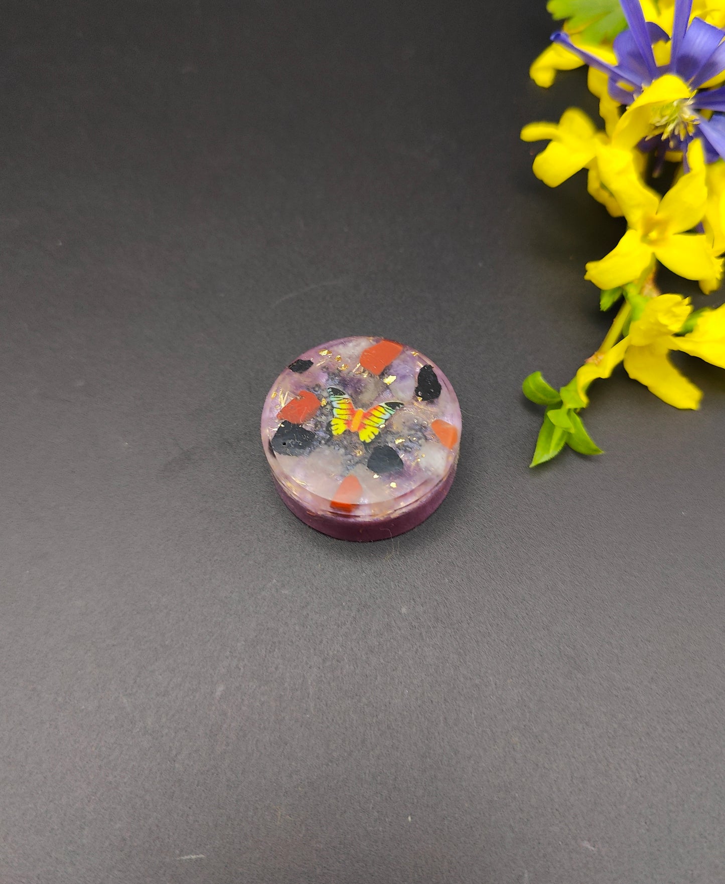 kleiner Taschenorgonit "Geschützte Stärke"