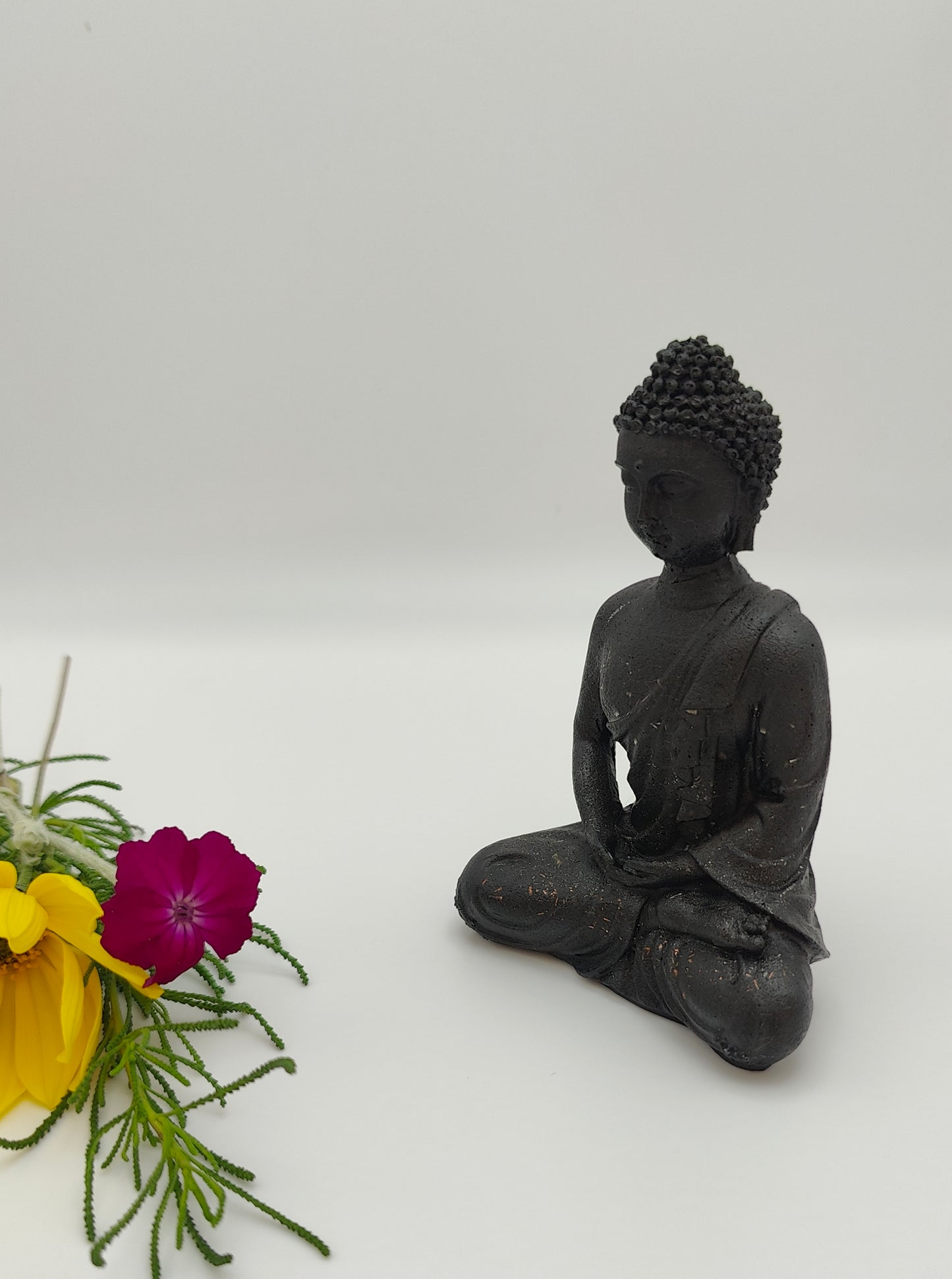 Shungit-Buddha