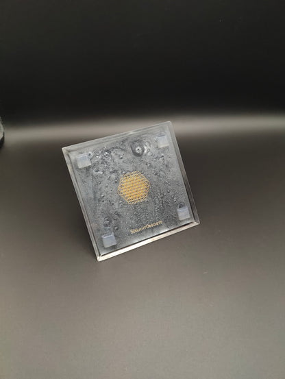 8-seitige Pyramide mit Rhodocrosit