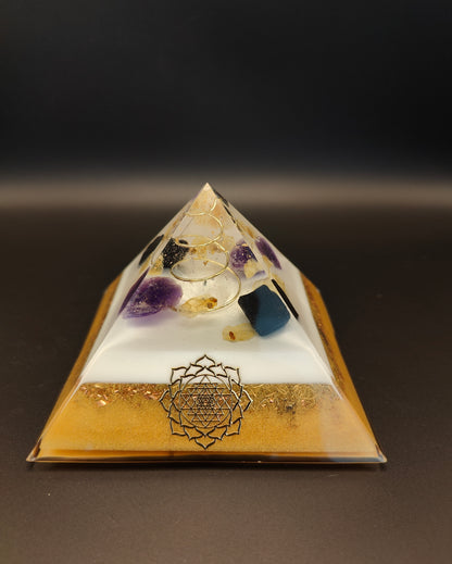 8-seitige Pyramide "Lichtvolle Reinigung"