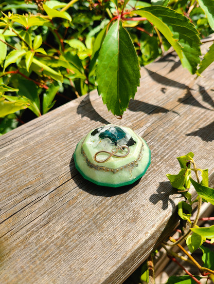 Diamant Orgonit mit Heliotrop