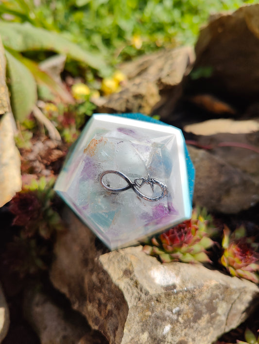 Dodekader mit Fluorid und Amethyst