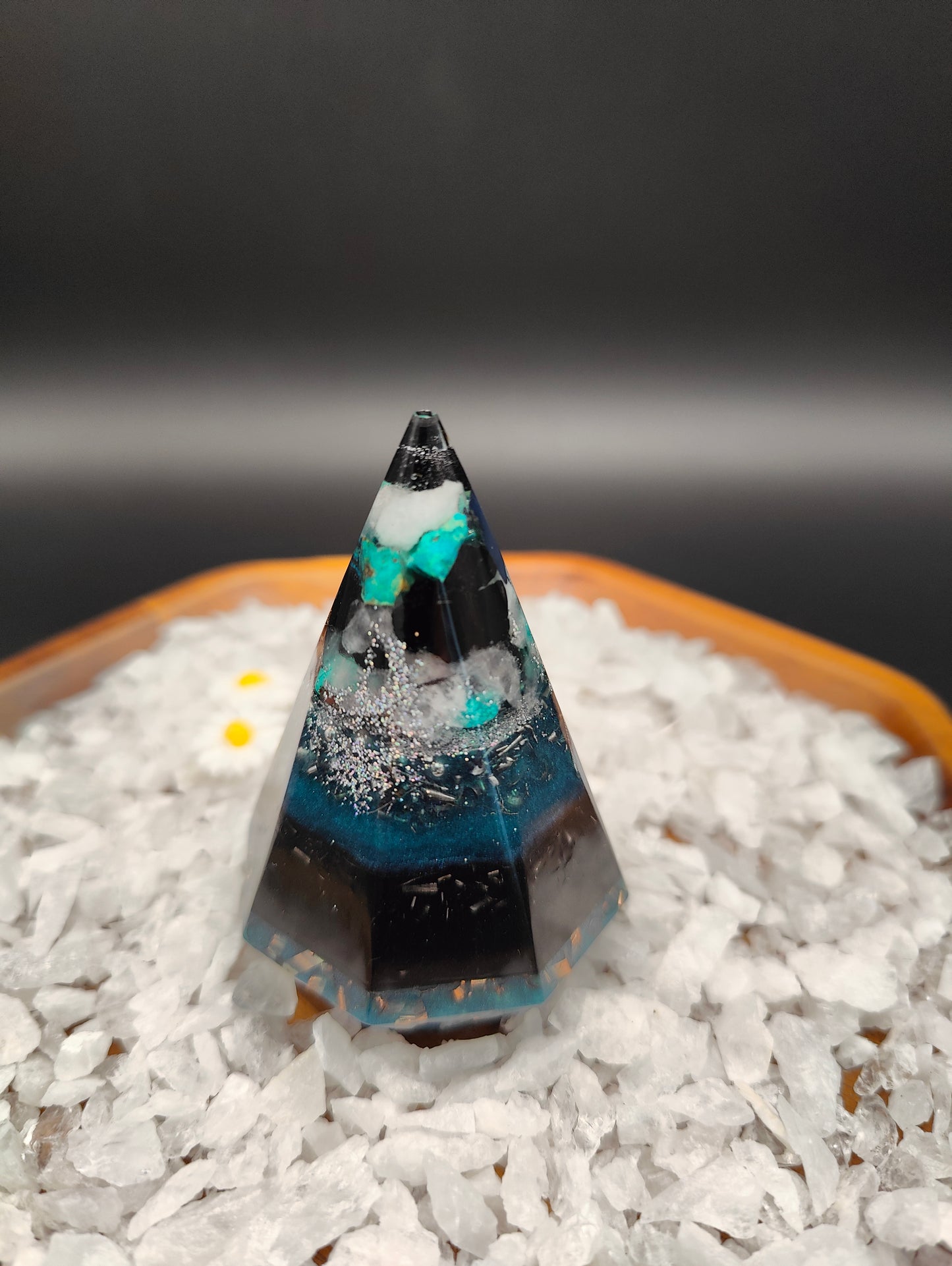 8-seitige Mini Pyramide "Herz & Erdung"