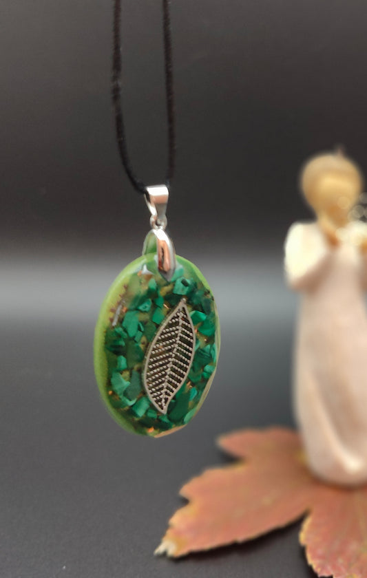 Orgon-Amulett mit Malachit