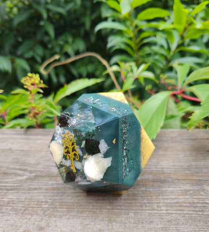 Dodekader in Dunkelgrün und Gold