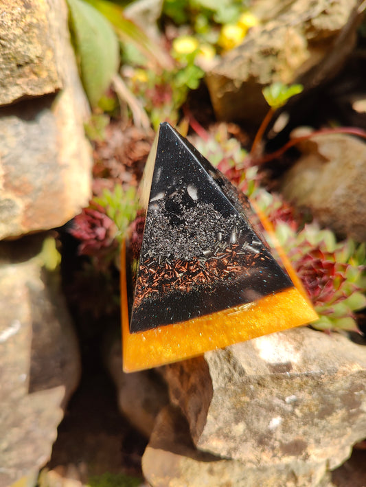 Mini-Shungit-Pyramide