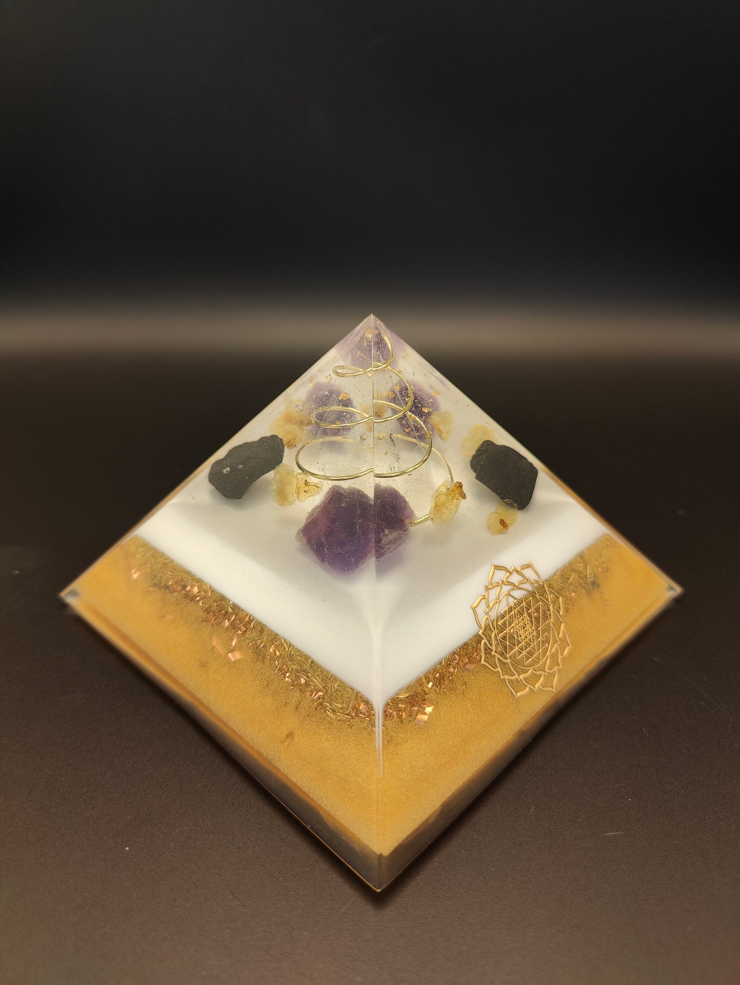 8-seitige Pyramide "Lichtvolle Reinigung"