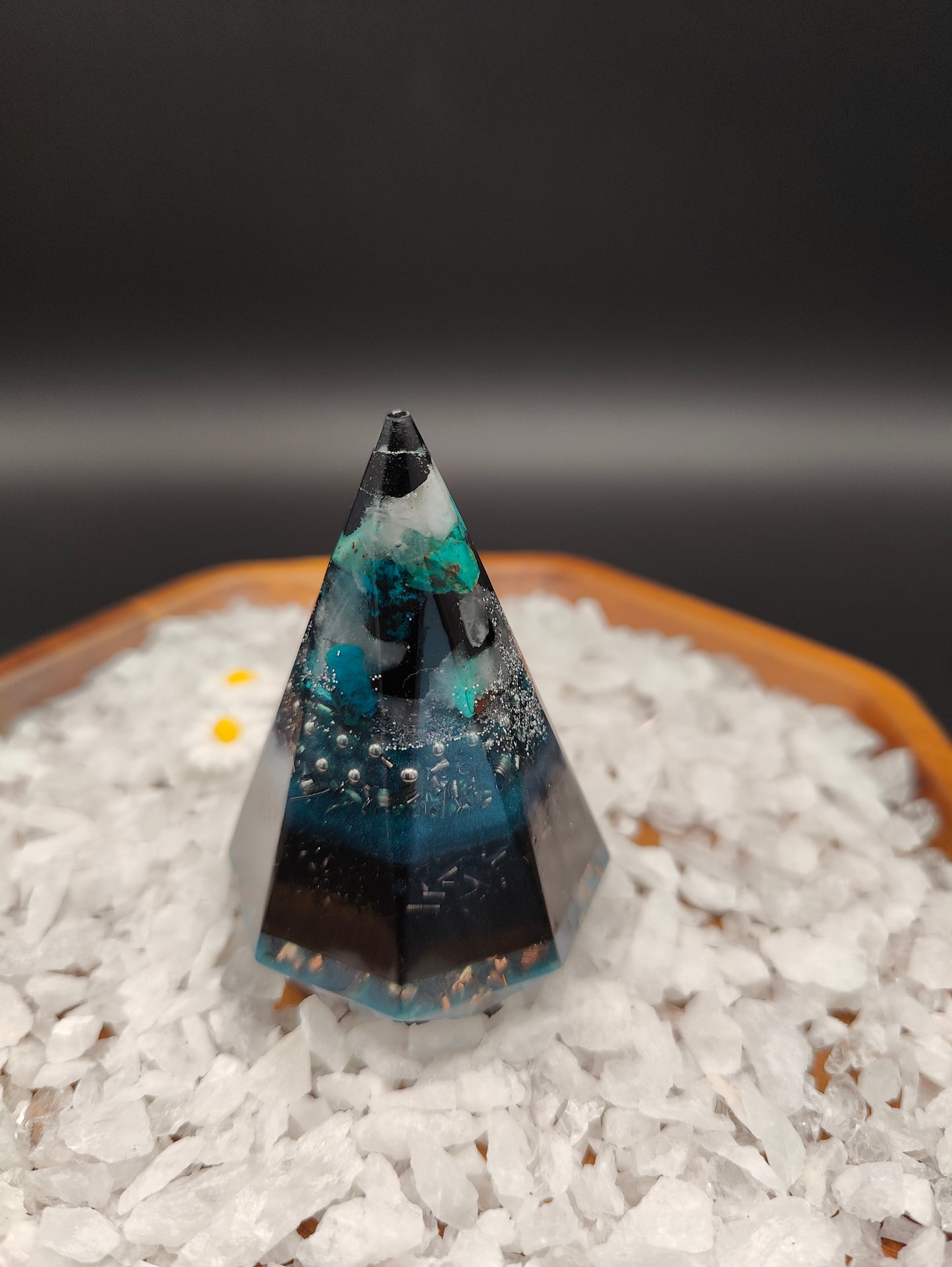 8-seitige Mini Pyramide "Herz & Erdung"